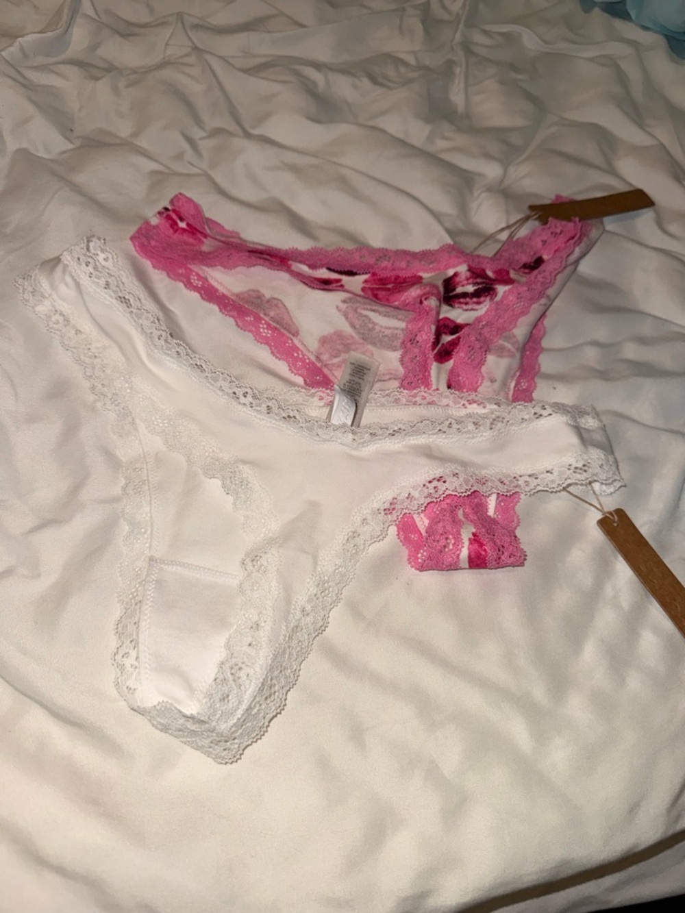 SKIMS Lace Trim Thong Panties